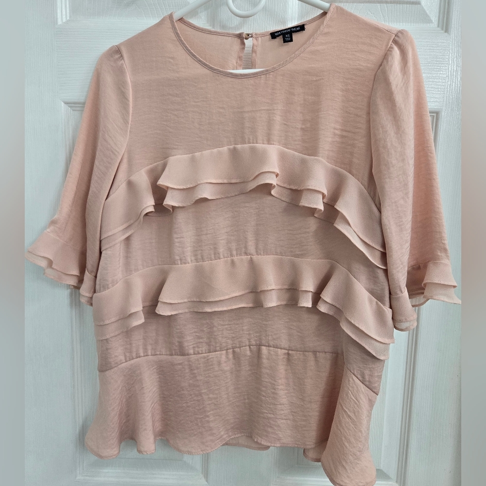 Who What Wear Layered Ruffle Top - Picture 3 of 7